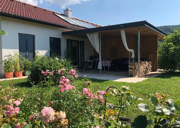 Dom wakacyjny Haus Teichblick Thannhausen Bei Weiz *